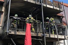 Das umfangreiche angebot schöner mietwohnungen wird wohnungssuchenden, die in karlsfeld eine wohnung mieten möchten, sicher zusagen. Feuer In Karlsfeld Drei Verletzte Sechs Wohnungen Erst Einmal Unbewohnbar Pfaffenhofen Today