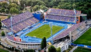 In the second half this game we saw a play much like the first half, except it seemed as though dinamo's heads went down and were struggling to produce any attack. Maksimir Stadium Citypal