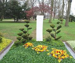 Dieser pinnwand folgen 74451 nutzer auf pinterest. Grabgestaltung Gartnerei Blumenhaus Seppelfricke Gelsenkirchen