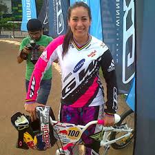 La estrategia internacional es entrar con líneas de bicicletas de bmx para luego complementar con las de ruta y. Mariana Pajon No Correra Las Validas Iii Y Iv Del Torneo Nacional Bmx Revista Mundo Ciclistico