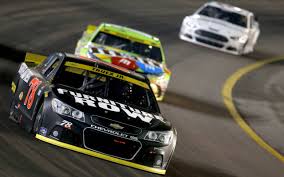 Understanding modern nascar can be difficult for anyone trying to get into it. Nascar S Championship 4 Martin Truex Jr Embraces Underdog Role In Final Round