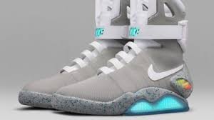 Les normes de la société et les attentes changent, insistait andrew rees en 2019, notant que, durant son enfance en angleterre, on attendait de lui qu'il polisse ses chaussures noires pour aller à l'école tous les jours. 22 882 Euros C Est Le Prix Des Sneakers Les Plus Cheres Au Monde