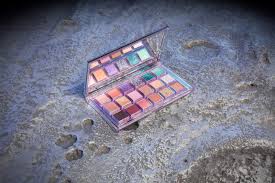 Welcome to covent garden beauty. Huda Beauty Opens First Ever Pop Up In London S Covent Garden