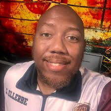 It's the backbend for me! Now, this video of our brother Dr. Ricky Dillard  should bless you with some real good Jesus joy, if not, your joy meter may  be broken! 😂