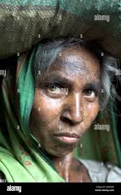 India coal mining hi-res stock photography and images