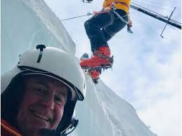 Er hat schon ein paar tage im kaunertal gedreht und freut sich über die wunderbare chance bei die bergretter spielen zu dürfen. Die Bergretter Zdf Tv Star Gibt Emotionale Familieneindrucke Uberraschend Privat Stars