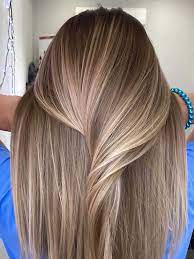 In ultimo, il balayage promette colpi di luce progressivi: Balayage Servizi Di Colorazione Capelli A Milano