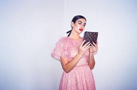 He often joins her at events like the brit awards, making fans swoon! Malaysians Made Dua Lipa Change Her Instagram Caption