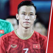 Anh góp mặt trong đội hình xuất sắc nhất đông nam á 2019. Tiá»ƒu Sá»­ Cáº§u Thá»§ Quáº¿ Ngá»c Háº£i Nghá»‡ SÄ© Viá»‡t