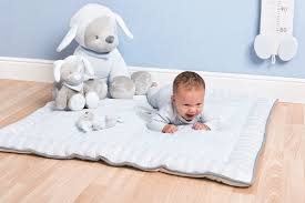 epingle par doudouplanet sur sam toby nattou tapis de parc tapis parc