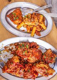 Rachael Ray S Chicken Cacciatore Rachael Ray Recipes Chicken Chicken Cacciatore Recipe Racheal Ray Recipes