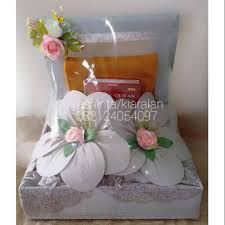 Check spelling or type a new query. Parcel Pernikahan Hantaran Nikah Mukena Seserahan Pernikahan Hias Mahar Seperangkat Alat Sholat Shopee Indonesia