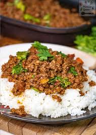 Heat the oil and then add beef mince in a saucepan. Thai Ground Minced Beef Or Pork Curry Manila Spoon