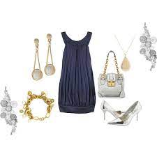 Vestido hormiga blanco recto en cuerpo con corte en cadera alta y falda con frunce a la altura de la rodilla. Complit Color Nice Dresses Party Outfit