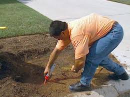 A stone column mailbox adds appeal to the front of a home. How To Lay Blocks For A Stone Column Mailbox How Tos Diy
