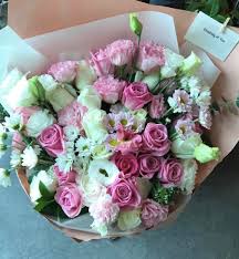 Some plants, including roses, poppies, and lilies, could likewise, a white violet meant innocence, while a purple violet said that the bouquet giver's thoughts were occupied with love. a red rose was used to. Flower Gift Korea Presents Roses In Korea Flower Chocolate Snacks And Gift Delivery In Seoul And South Korea Korea S Most Trusted Online Flower And Gift Store With English Service And 350 Reviews