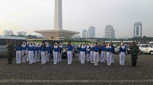 Jadwal pendaftaran ppdb smk negeri jakarta 2021 2022, penerimaan peserta didik baru online smk negeri jakarta ppdb jakarta menerima calon siswa baru untuk jenjang pendidikan sekolah menengah kejuruan (smk) melalui 4 jalur ppdb smk kota jakarta utara. Teladani Ra Kartini Babinsa Kelapa Gading Ajak Siswi Smk Hang Tuah Apel Bersama Wanita Tni Polri Kodam Jaya Jayakarta