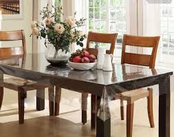 It has a plastic surface and a metal and acrylic round base for. Kuber Industries Pvc 6 Seater Transparent Dining Table Cover Plain Buy Online At Best Price In Uae Amazon Ae