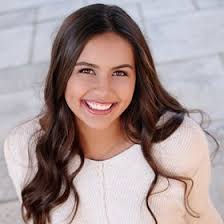 Carmen Kent's Instagram, Twitter & Facebook