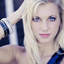 Lexi Hill (lexxxihill)