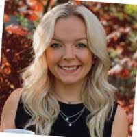 Claudia Brodzik's Instagram, Twitter & Facebook