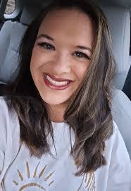 Carol Sante's Instagram, Twitter & Facebook