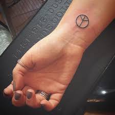 The peace sign has been a popular tattoo throughout the world, it is possibly the most obvious in meaning but also the strongest, representing peace and. Pin On Beauty Secrets