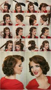 50er Jahre Frisur Selber Machen Anleitung Kurze Lockige Braune Haare Rotes Kleid In 2020 Rockabilly Frisur Frisur Hochgesteckt Frisuren Langhaar