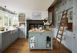 Both kitchen cabinets are painted with this soft and warm white. Moving Into A Fixer Upper 4 Ways To Create Dramatic Change In Your Kitchen My Decorative