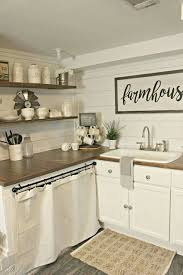 35 Stunning Small Farmhouse Kitchen Decor Ideas Best For Your Farmhouse Design Trendehouse Farmhouse Kitchen Inspiration Tuscan Kitchen Kitchen Design Small