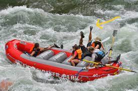 Raft funniest moments ft valkyrae corpse quarterjade toast abe. My Rafting Pic Arrow Points Toward Me Funny