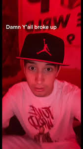 Travis Keefer's Instagram, Twitter & Facebook