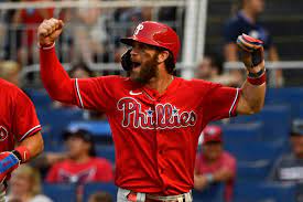 Middle of phillies' order is on fire and does it. 9h3h Yomst0kvm