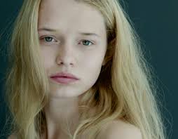 Ferry Drenthem Soesman 项目:: Photos, videos, logos, illustrations and  branding :: Behance