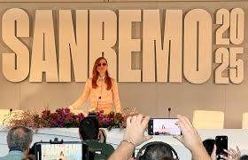 Se ti innamori muori è un inno allamore, parola di Noemi