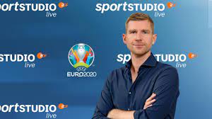 Unter www.daserste.de/live können sie den 24/7 livestream von das erste zuhause im internet oder. Fussball Em Live Im Zdf Zdfheute