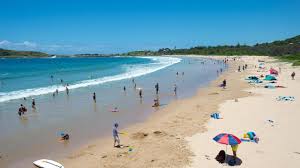Coffs harbour, located almost halfway between sydney and brisbane, is on a picturesque spot on the new south wales' coast where the great dividing range meets the south pacific ocean. Coffs Harbour Australia Day Weather Region Dodges Heatwave Daily Telegraph