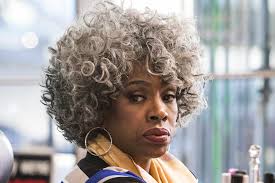 Sheryl Lee Ralph rocks the locks