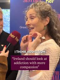 La importancia de mostrar la adicción en 'The Walsh Sisters'