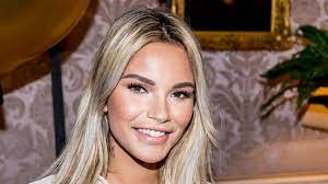 Best christmas gift ever, we're expecting???, schrijft monica geuze op instagram. Monica Geuze Open Over Zwangerschap Op Jonge Leeftijd Rtl Boulevard