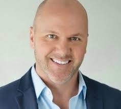 Michele Croft's Instagram, Twitter & Facebook