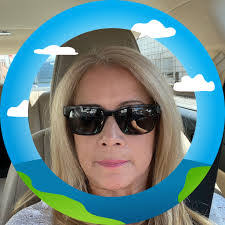 Migdalia Reyes's Instagram, Twitter & Facebook