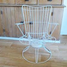 Vintage Homecrest Lawn Chair Mid Century Patio Wire Swivel Rocker Patio Furniture Products In 2019 Vintage Patio Furniture Lawn Chairs Mid Century Chair