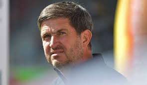 Notwendige Vertrauen fehlt": Dynamo Dresden stellt Geschäftsführer Ralf  Becker frei