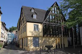 Sie möchten ein haus kaufen in koblenz? File Mutter Beethoven Haus 01 Koblenz Ehrenbreitstein 2013 Jpg Wikimedia Commons