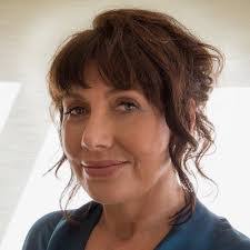 Jillian Beard's Instagram, Twitter & Facebook