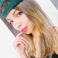 Allana Ferraz🌙 (@ferraz_allana)