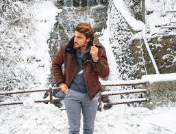 Schiariture polari e luminose, tra movimento e attrazione 13. Capelli Uomo Le Schiariture Sono Concesse Vogue Italia