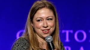 Anschließend ging sie nach oxford, um ihren master in internationalen beziehungen zu erlangen. Us Wahlen Ganz Wie Die Mutter Chelsea Clinton Und Ihre Rolle Im Wahlkampf
