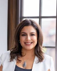 Luz Marin, CENTURY 21 Real Estate Agent in Waukegan, IL